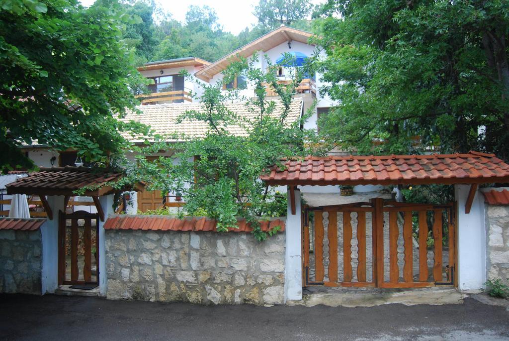 Rooms For Rent - Villa Desi Varna Exterior foto